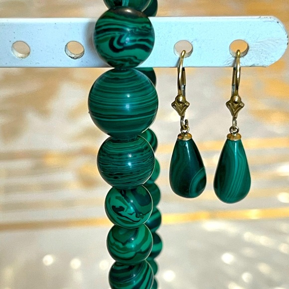 Set Of 2 Green Malachite Gemstone Necklace 17” Earrings 1”  14k gold over silver - Picture 3 of 8